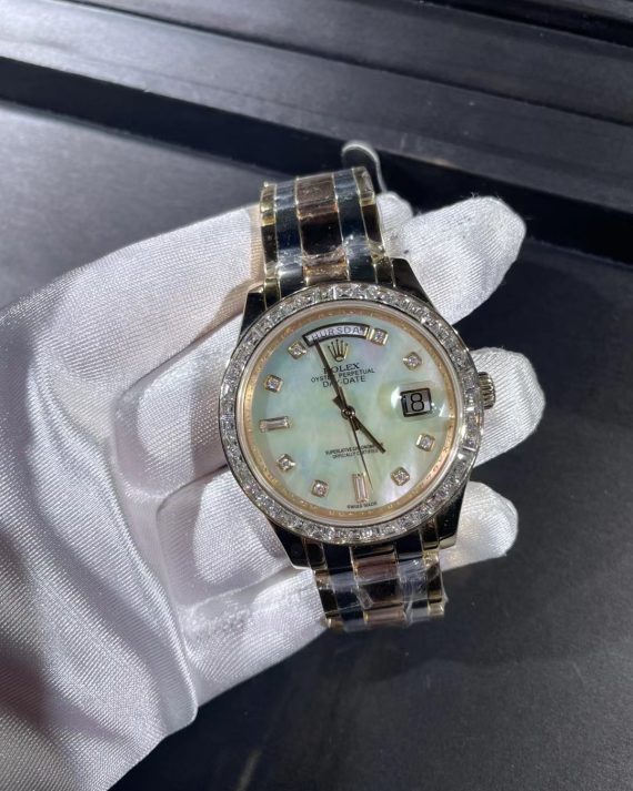 18k gold top luxury watch